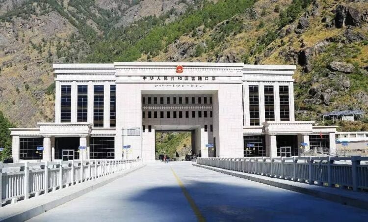 Gyirong Port at China and Nepal border