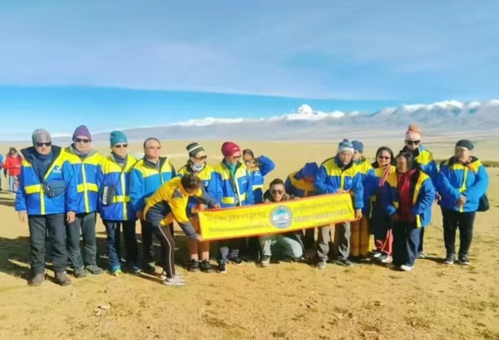 Foreign clients at Kailash and Lake Manasarovar