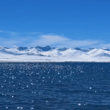 Namtso Lake high-altitude waters in 10-day Everest-Namtso group tour Tibet